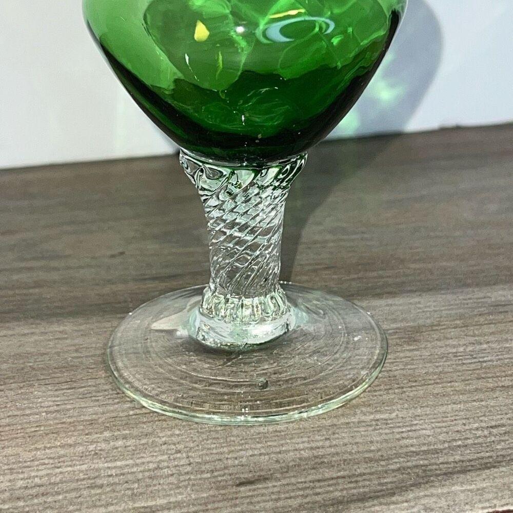 Enesco Green Colored MCM Vintage Glass Bud Vase Footed Stem 8" Tall Twist Stem - Picture 6 of 6